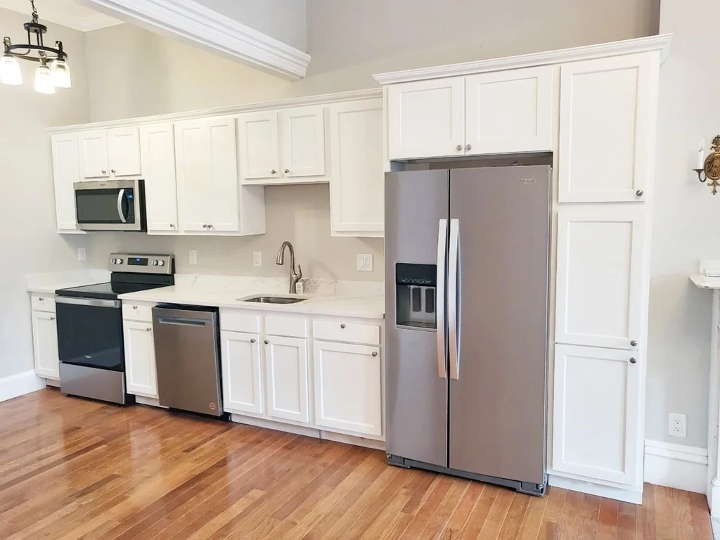 1 bed, 1 bath apartment for rent at 387 Beacon St Unit 3, Back Bay — photo 5 of 16