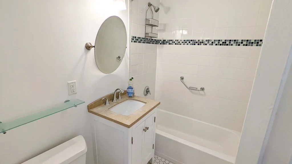 1 bed, 1 bath apartment for rent at 387 Beacon St Unit 3, Back Bay — photo 10 of 16