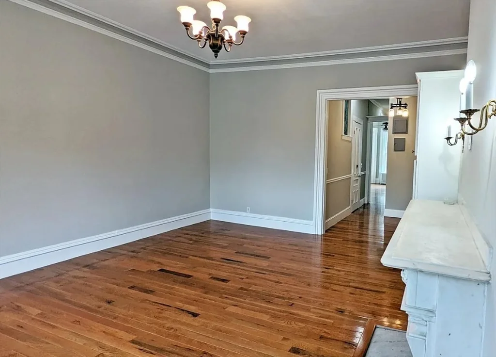 2 bed, 1 bath apartment for rent at 387 Beacon St Unit 6, Back Bay — photo 5 of 9