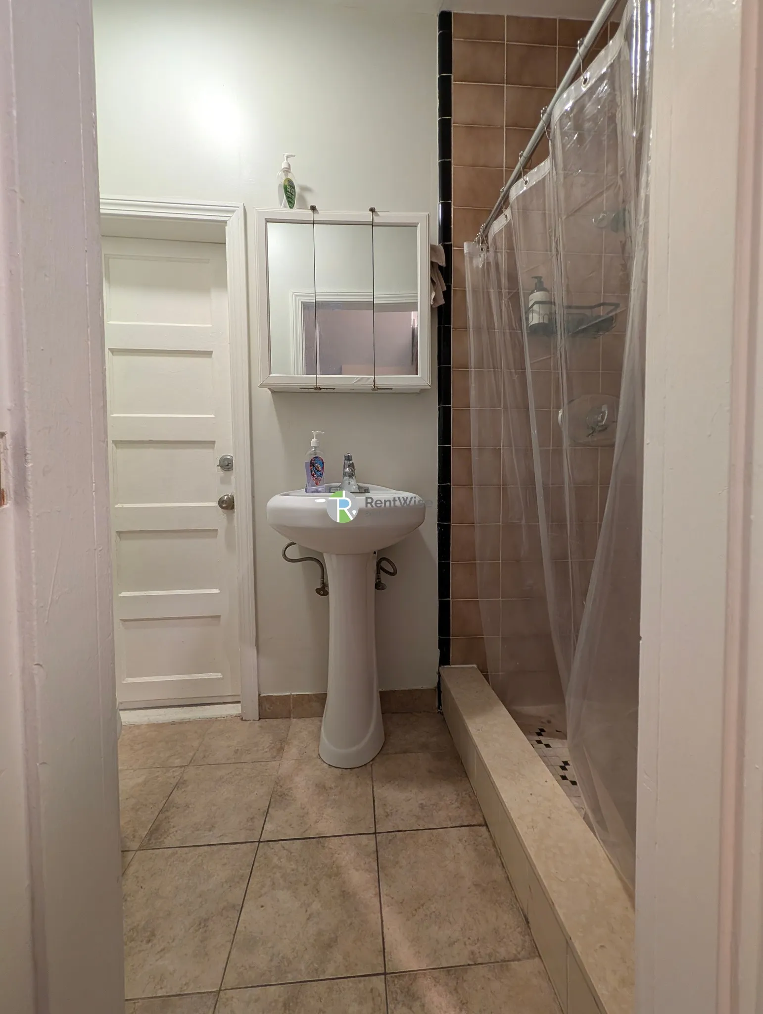 Studio bed, 1 bath apartment for rent at 387 Harvard St Unit 1L, North Brookline — photo 9 of 20