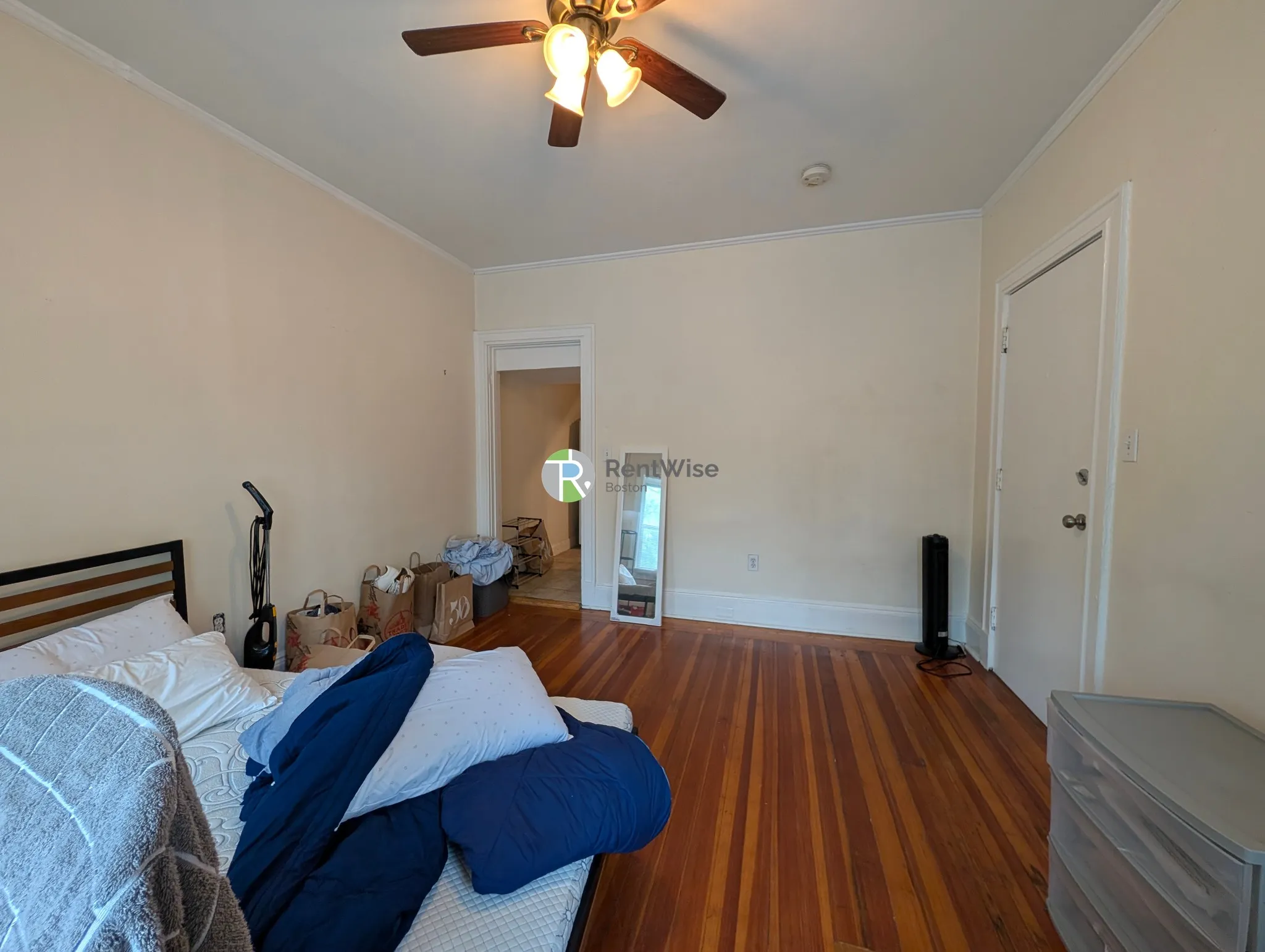 Studio bed, 1 bath apartment for rent at 387 Harvard St Unit 1L, North Brookline — photo 4 of 20