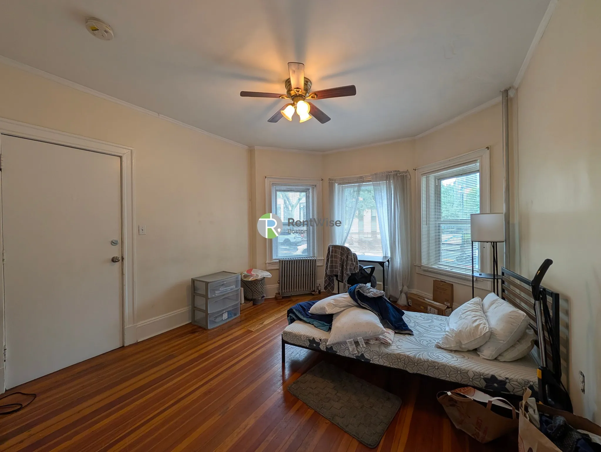Studio bed, 1 bath apartment for rent at 387 Harvard St Unit 1L, North Brookline — photo 2 of 22