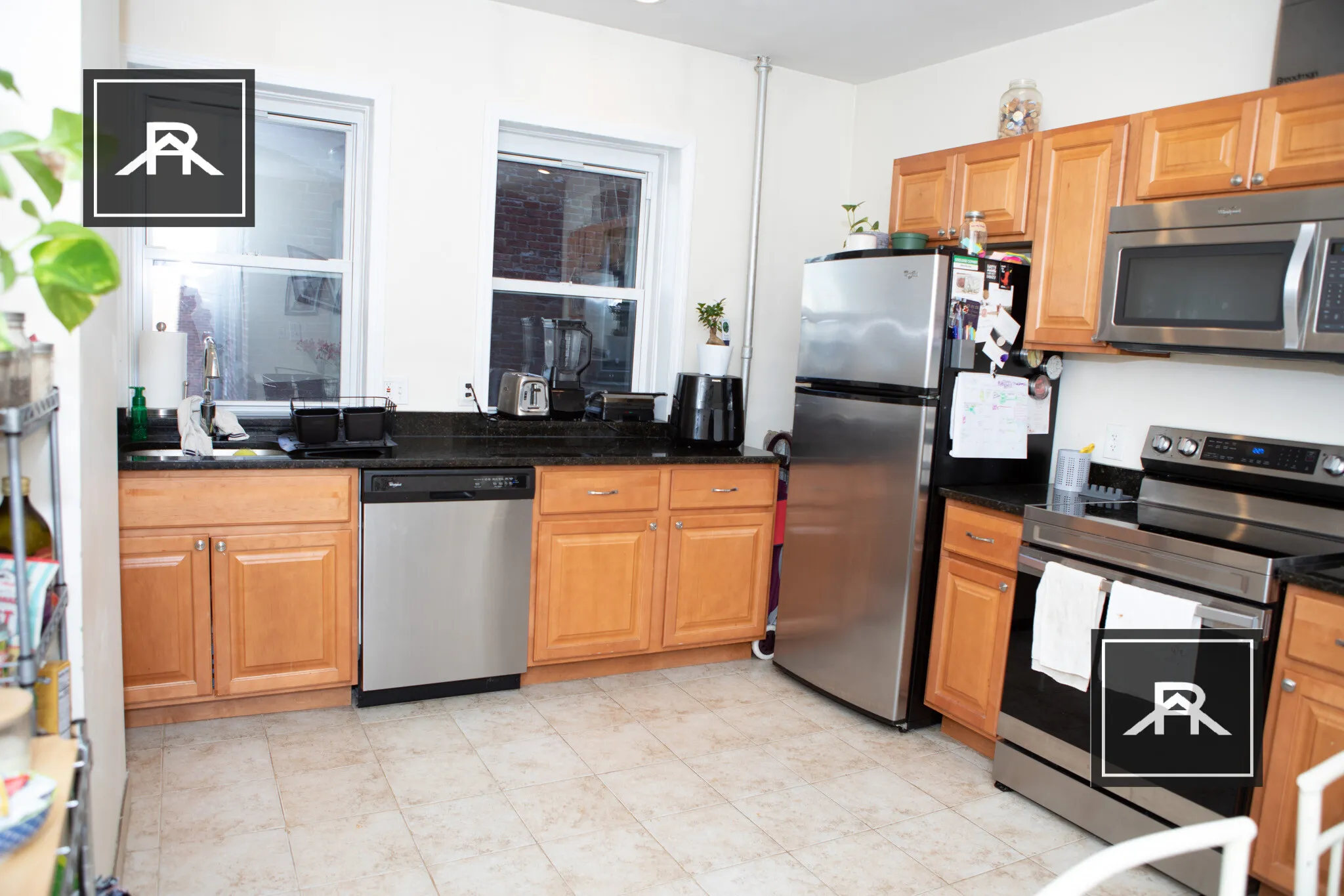 3 bed, 1.5 bath apartment for rent at 387 Harvard St Unit 1R, North Brookline — photo 3 of 20