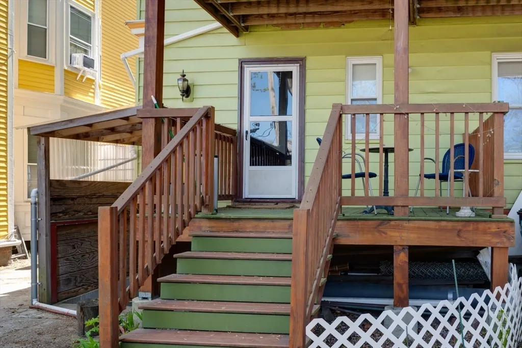 2 bed, 2 bath apartment for rent at 387 Huron Ave Unit 1, West Cambridge — photo 11 of 15