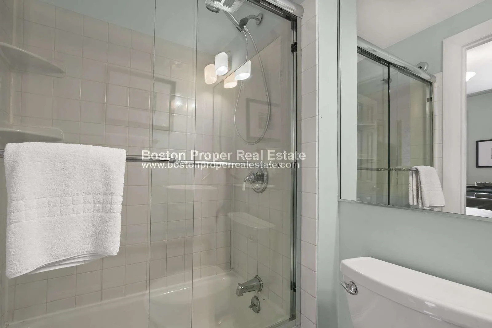 Studio bed, 1 bath apartment for rent at 387 Marlborough St Unit 6, Back Bay — photo 4 of 8