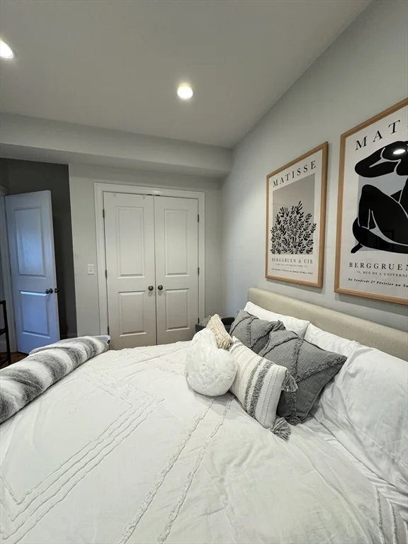 2 bed, 2 bath apartment for rent at 387 W Broadway Unit 4, South Boston — photo 13 of 15