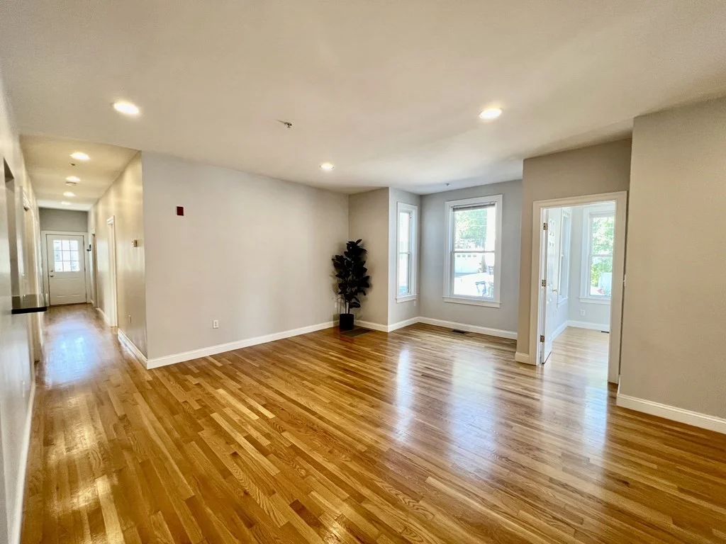 3 bed, 2 bath apartment for rent at 388 Medford St Unit 1, Winter Hill — photo 5 of 12