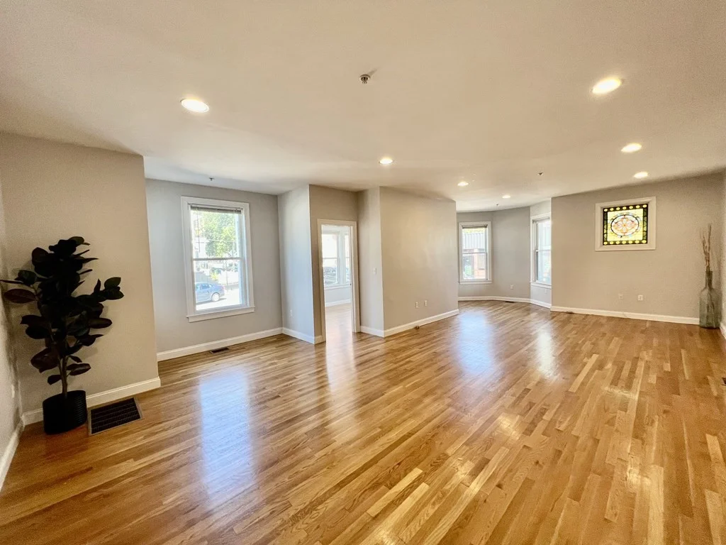 3 bed, 2 bath apartment for rent at 388 Medford St Unit 1, Winter Hill — photo 4 of 12