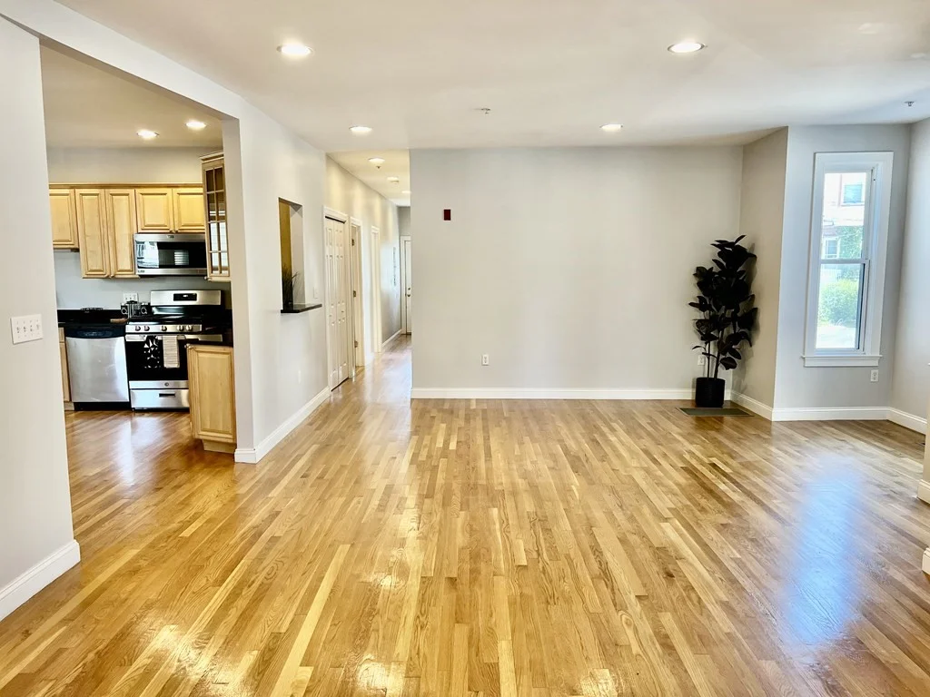 3 bed, 2 bath apartment for rent at 388 Medford St Unit 1, Winter Hill