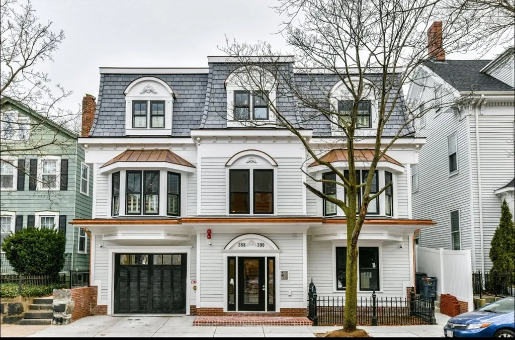 2 bed, 2 bath apartment for rent at 388 West Fourth St Unit 1, South Boston — photo 18 of 22