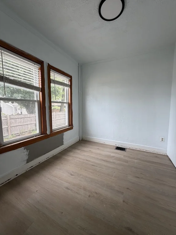 3 bed, 1 bath apartment for rent at 3886-3888 Washington St Unit 1, Roslindale — photo 4 of 8