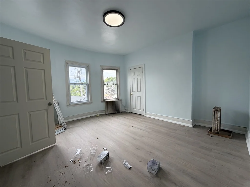 3 bed, 1 bath apartment for rent at 3886-3888 Washington St Unit 2, Roslindale — photo 3 of 7