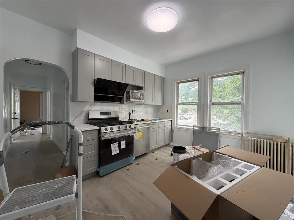 3 bed, 1 bath apartment for rent at 3886-3888 Washington St Unit 2, Roslindale — photo 2 of 7