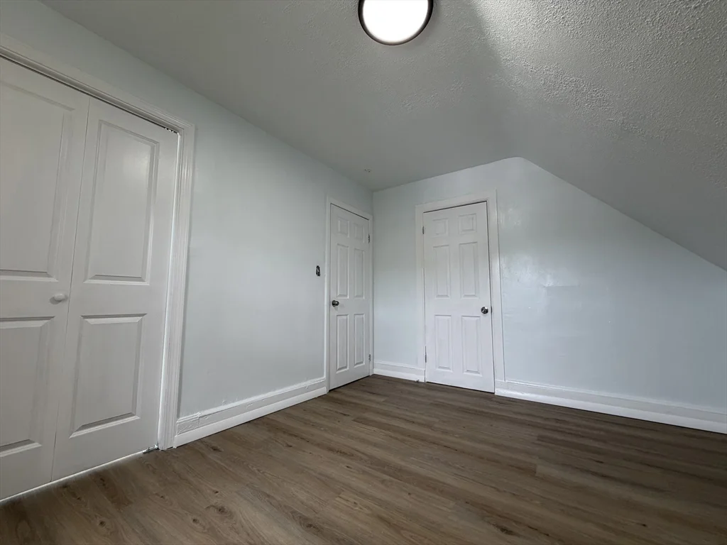 2 bed, 1 bath apartment for rent at 3886-3888 Washington St Unit 3, Roslindale — photo 6 of 10