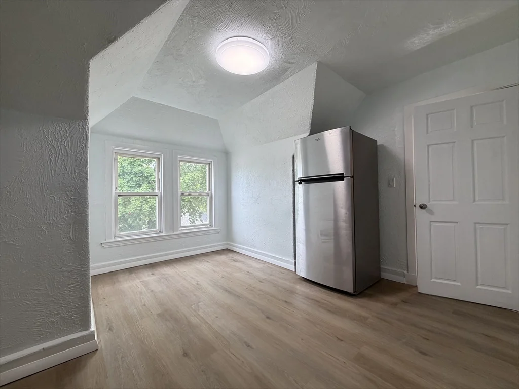 2 bed, 1 bath apartment for rent at 3886-3888 Washington St Unit 3, Roslindale — photo 3 of 10