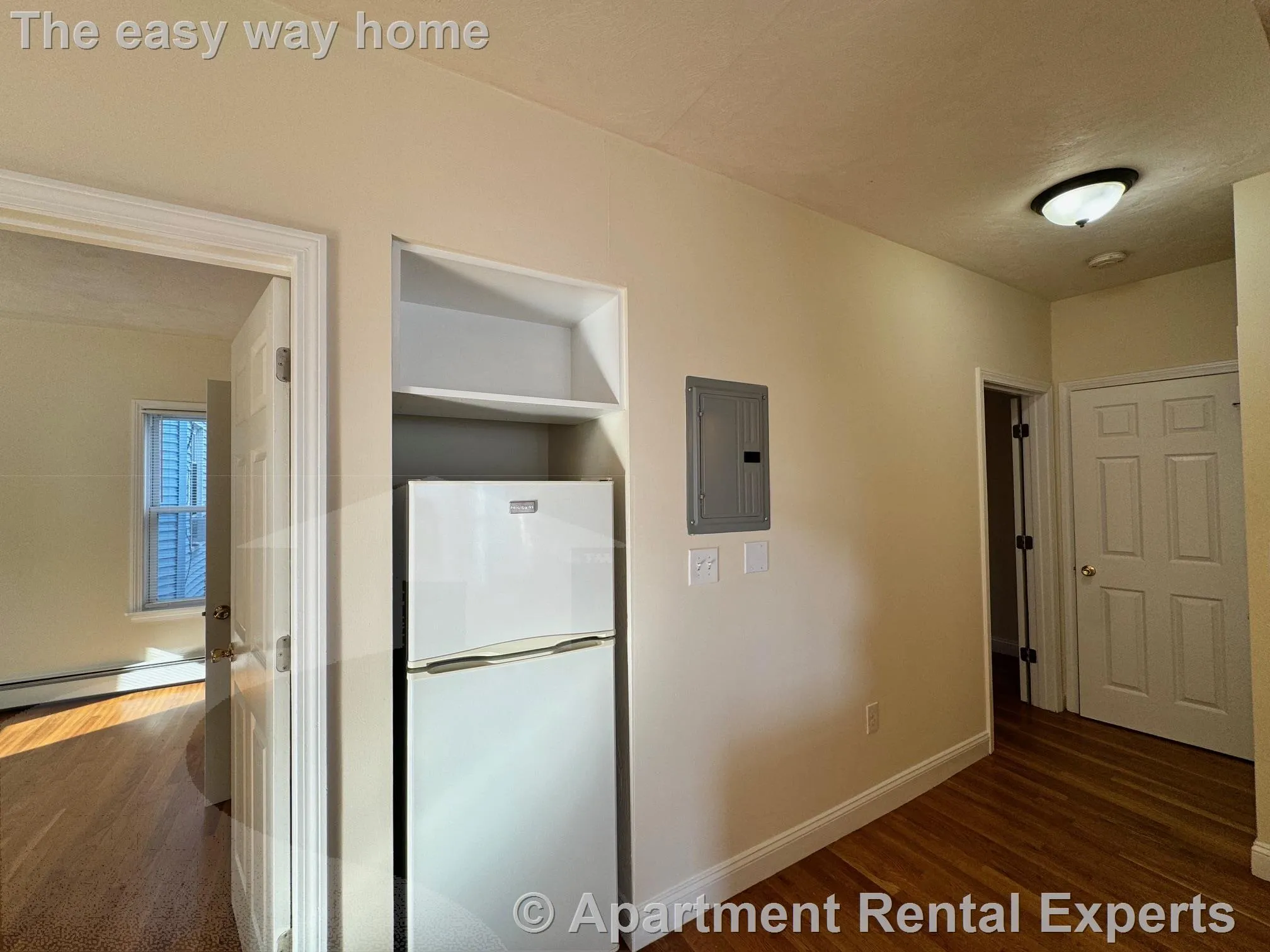 2 bed, 1 bath apartment for rent at 389.5 Columbia St Unit 1, Inman Square — photo 4 of 11