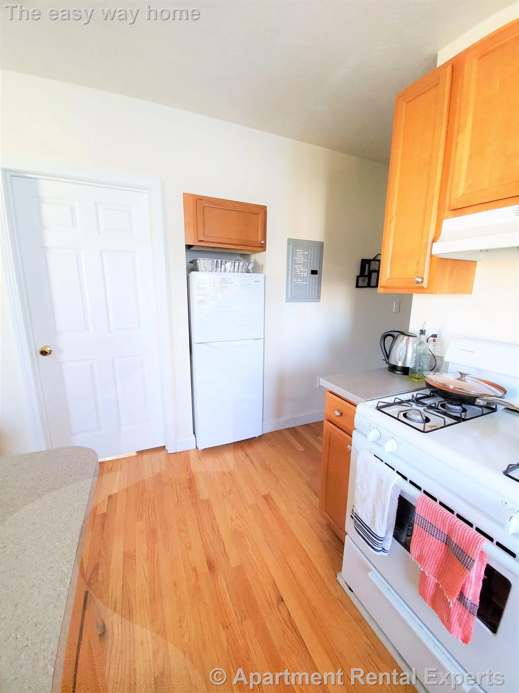 2 bed, 1 bath apartment for rent at 389.5 Columbia St Unit 3, Inman Square — photo 2 of 19
