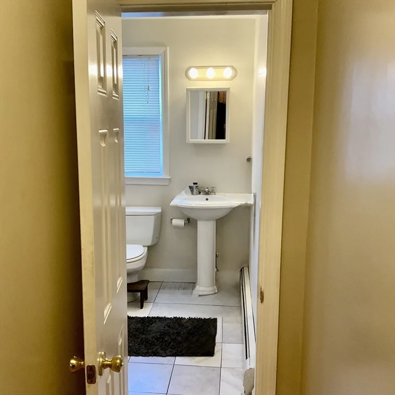 2 bed, 1 bath apartment for rent at 389 Bunker Hill St Unit 1, Charlestown — photo 14 of 18
