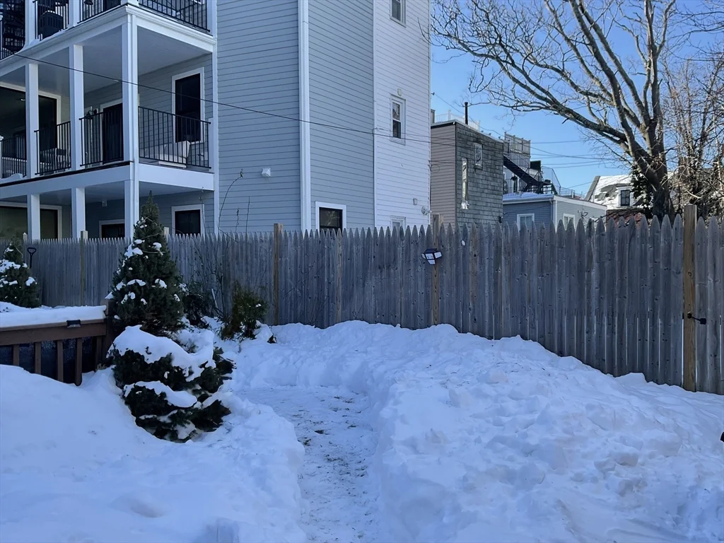 2 bed, 1 bath apartment for rent at 389 Bunker Hill St Unit 1, Charlestown — photo 17 of 18