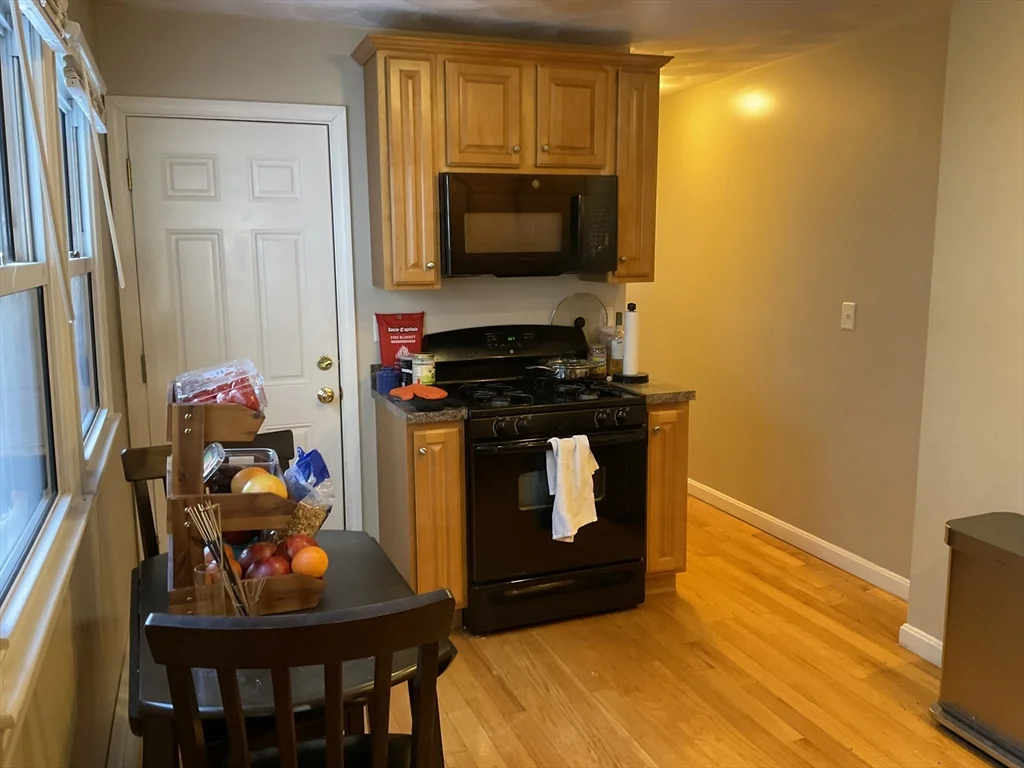 2 bed, 1 bath apartment for rent at 389 Bunker Hill St Unit 1, Charlestown — photo 10 of 18