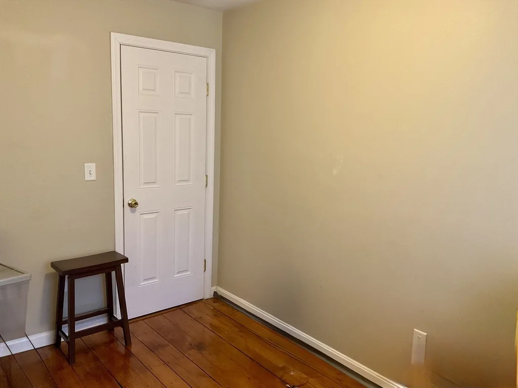 2 bed, 1 bath apartment for rent at 389 Bunker Hill St Unit 1, Charlestown — photo 13 of 18