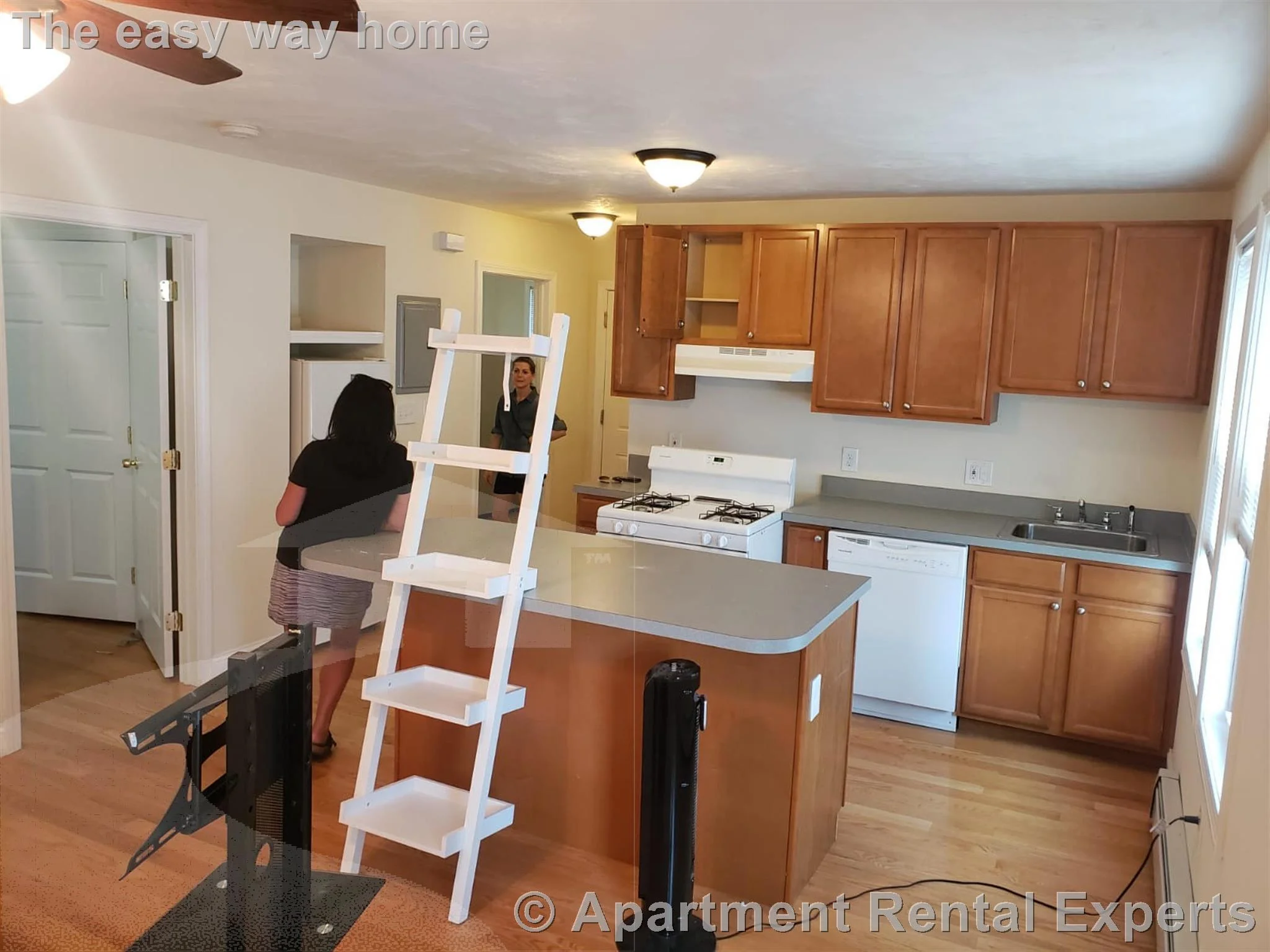 2 bed, 1 bath apartment for rent at 389 Columbia St Unit 2, Inman Square — photo 1 of 8