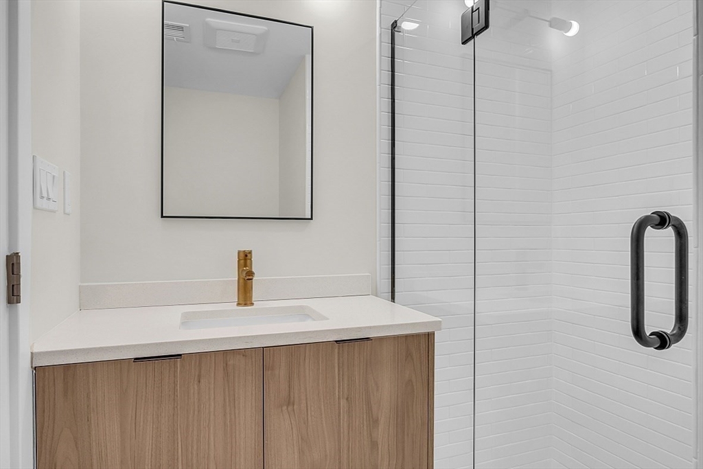 2 bed, 2 bath apartment for rent at 389 Sumner Unit 202, East Boston — photo 12 of 19