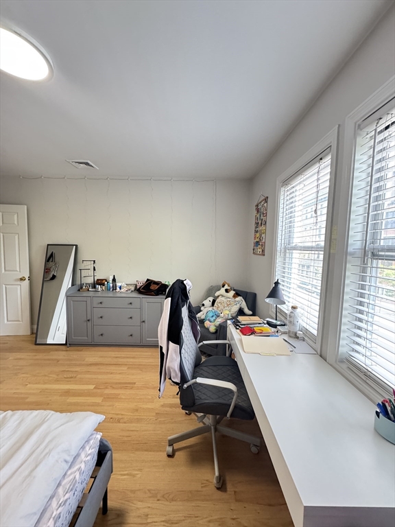 2 bed, 1 bath apartment for rent at 389 W Broadway Unit 1, South Boston — photo 10 of 14