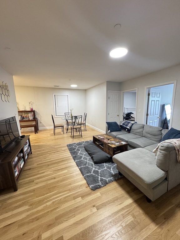 2 bed, 1 bath apartment for rent at 389 W Broadway Unit 1, South Boston — photo 5 of 14