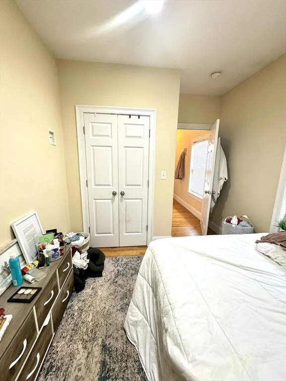 3 bed, 1 bath apartment for rent at 389 W Broadway Unit 6, Boston — photo 4 of 15