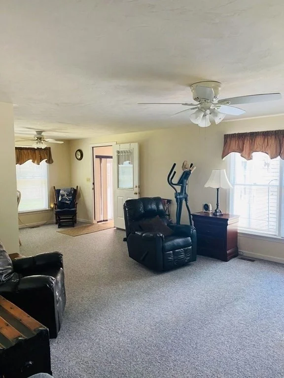 2 bed, 2 bath apartment for rent at 38A Russell Rd, Mashpee — photo 5 of 15