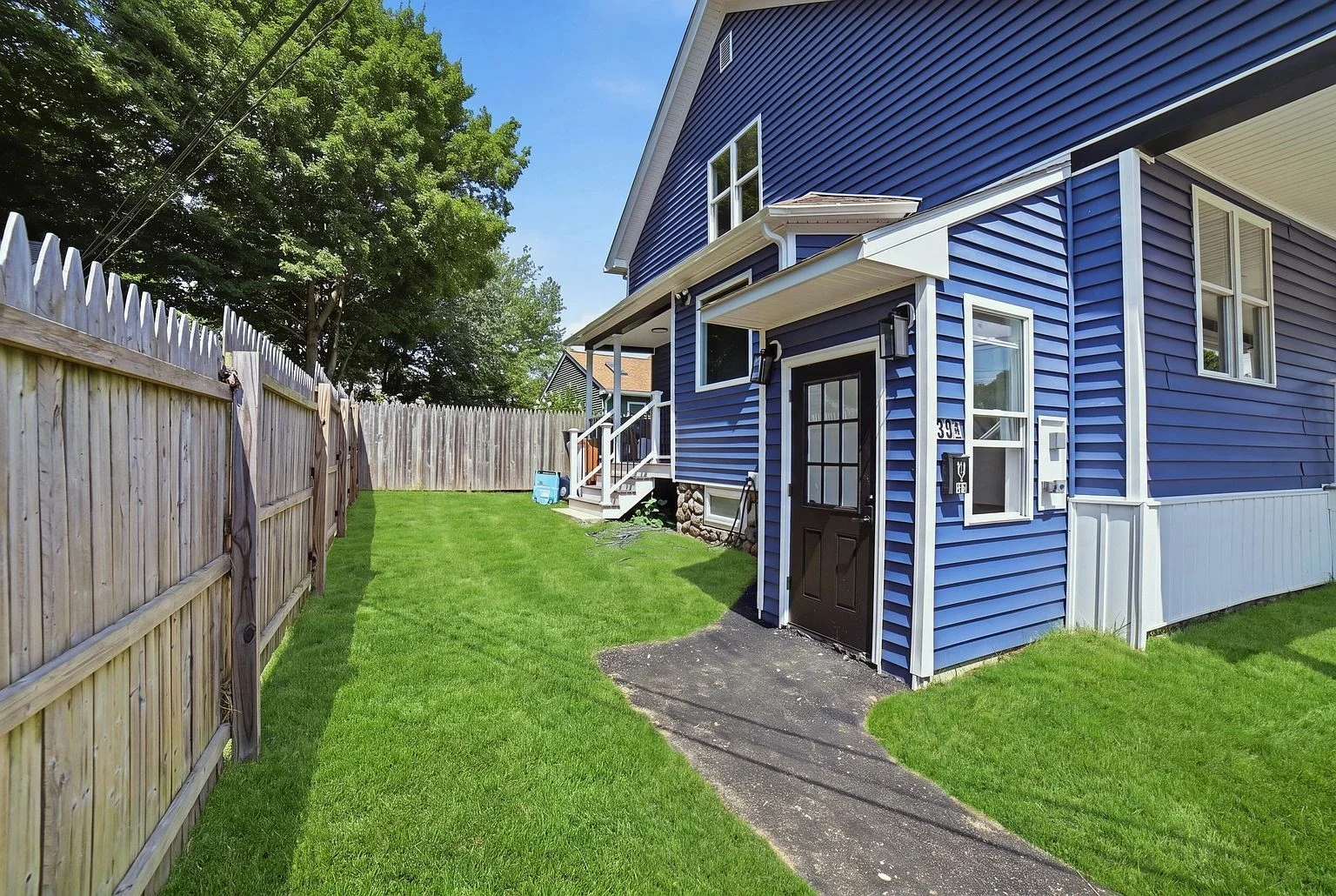 2 bed, 1 bath apartment for rent at 38A Wesleyan St, Shrewsbury — photo 10 of 10