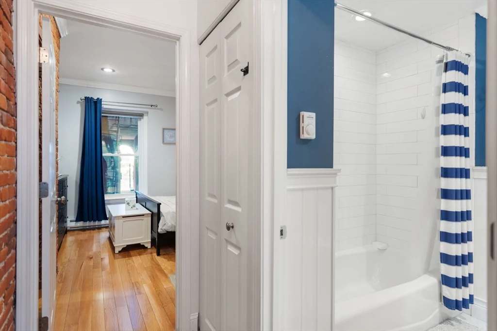 1 bed, 1 bath apartment for rent at 38RA Charter St Unit 2, North End — photo 12 of 18