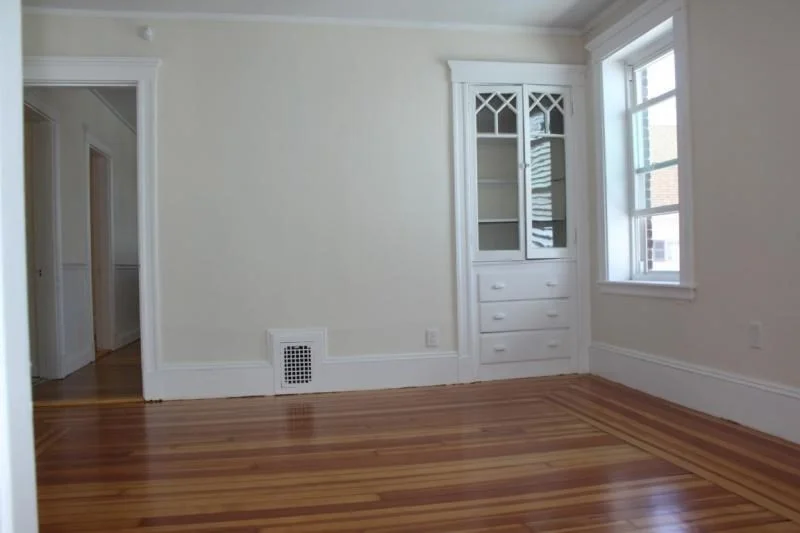 3 bed, 1 bath apartment for rent at 39-41 Cedar St Unit 3, Salem — photo 6 of 10