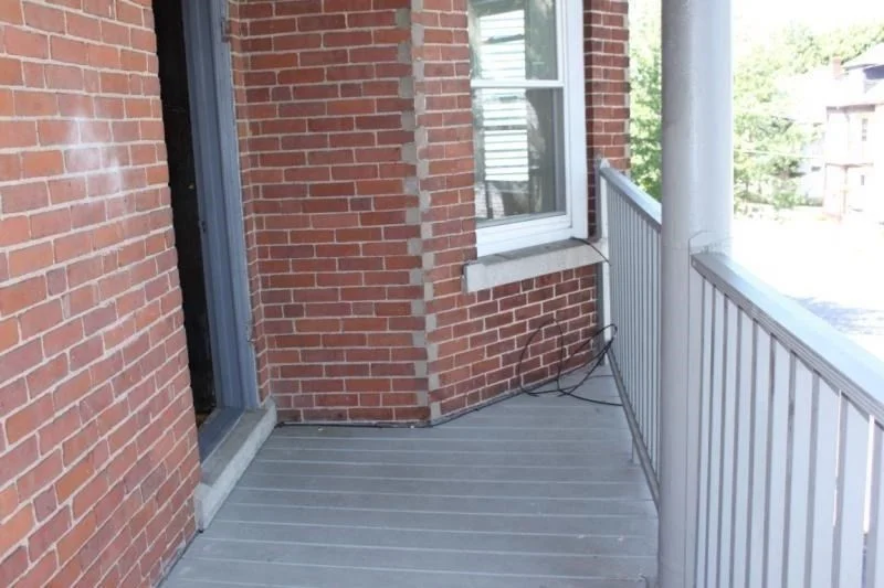 3 bed, 1 bath apartment for rent at 39-41 Cedar St Unit 3, Salem — photo 9 of 10