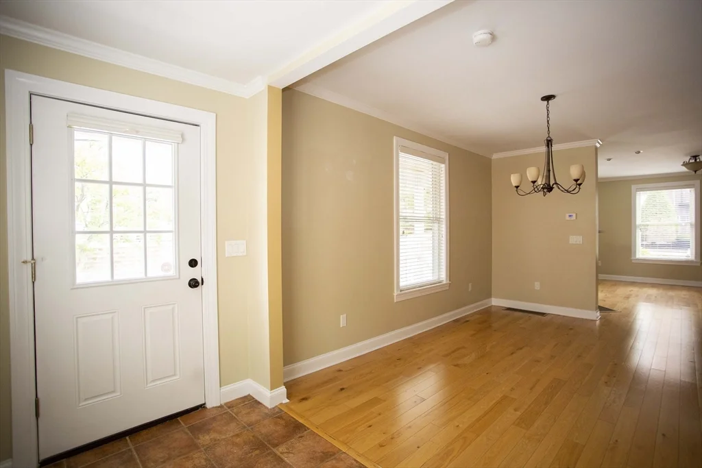 2 bed, 2.5 bath apartment for rent at 39-41 Crescent St Unit 1, Wakefield — photo 9 of 23