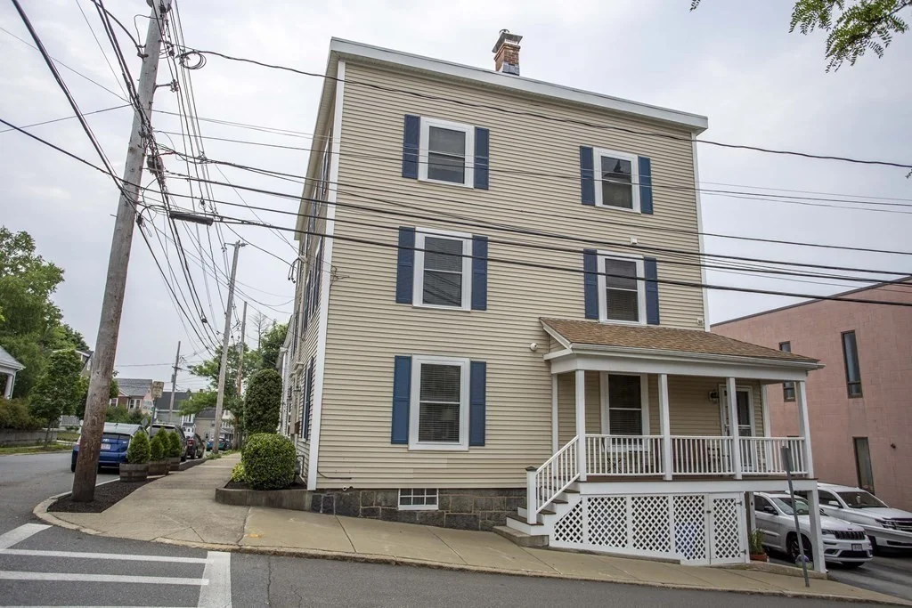2 bed, 2.5 bath apartment for rent at 39-41 Crescent St Unit 1, Wakefield — photo 22 of 23