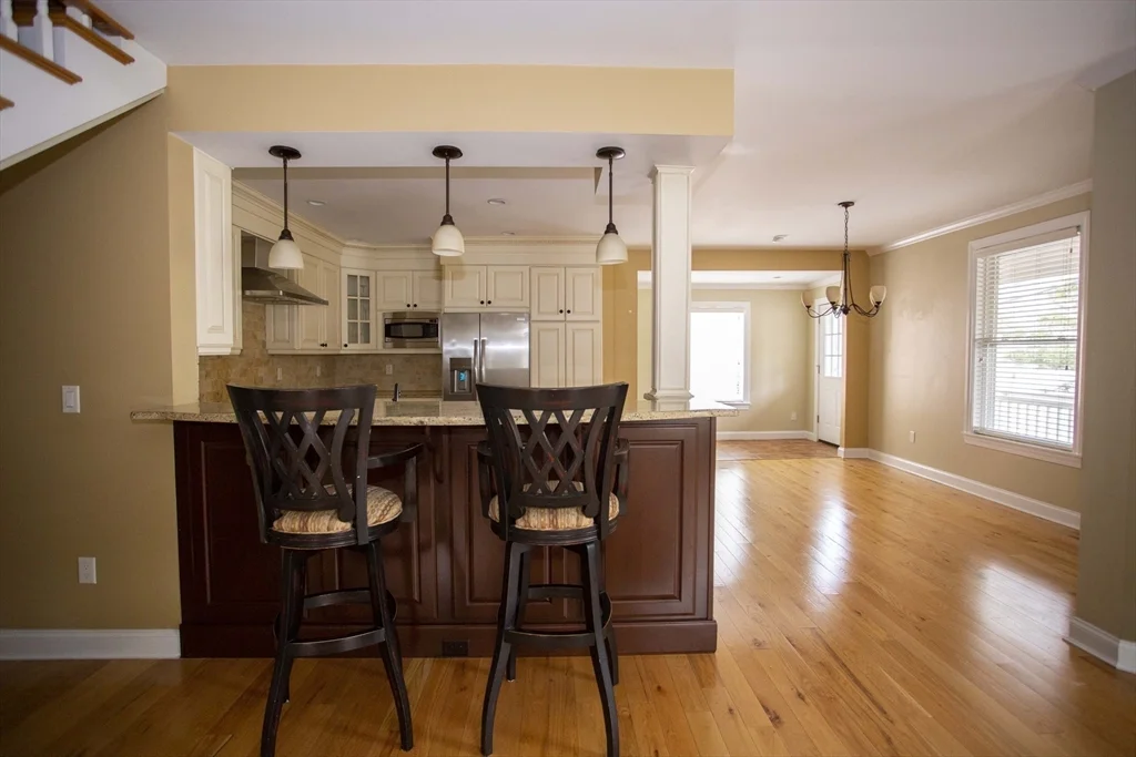 2 bed, 2.5 bath apartment for rent at 39-41 Crescent St Unit 1, Wakefield — photo 4 of 23