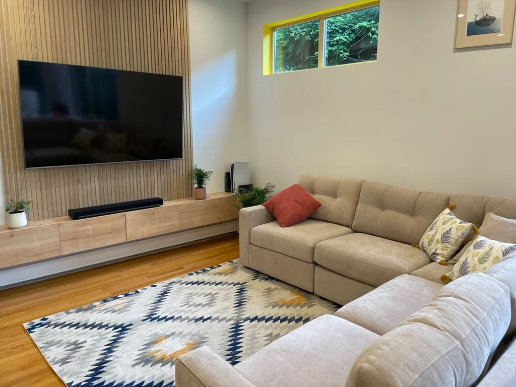 3 bed, 2 bath apartment for rent at 39-41 Dana St Unit 5, Mid Cambridge — photo 5 of 12