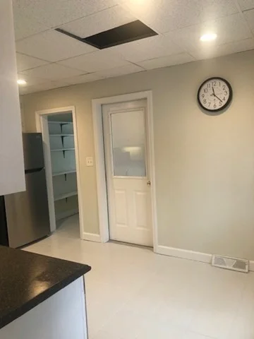 3 bed, 1 bath apartment for rent at 39-41 Mountain Unit 39, South Hadley — photo 6 of 17