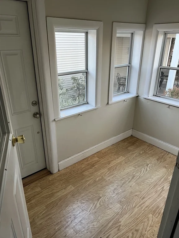 3 bed, 1 bath apartment for rent at 39-41 Mountain Unit 39, South Hadley — photo 8 of 17