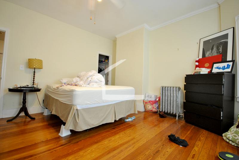 3 bed, 1 bath apartment for rent at 39 Addington Rd Unit 3, Aspinwall Hill — photo 5 of 14