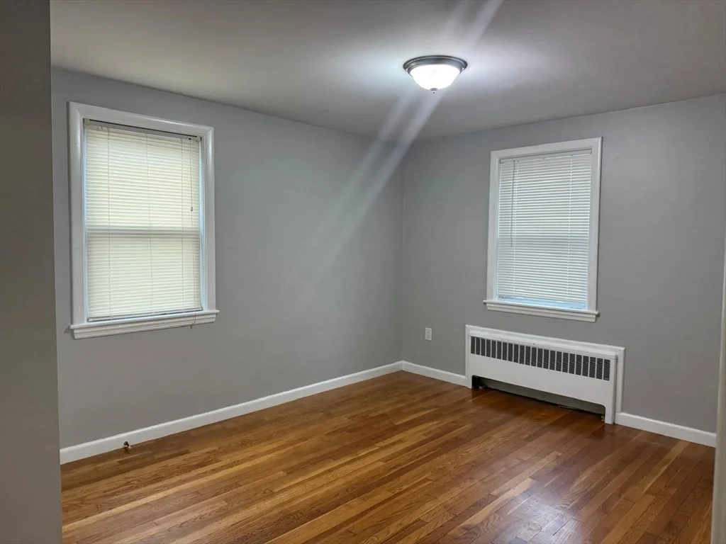 3 bed, 1 bath apartment for rent at 39 Alpena, Dedham — photo 7 of 11