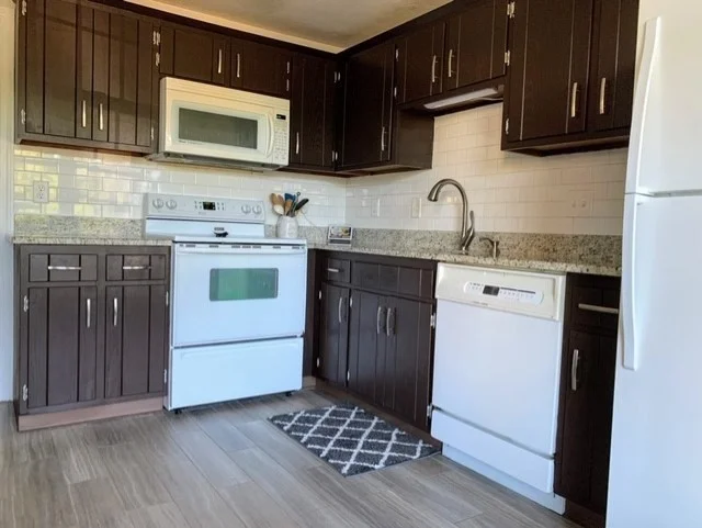 2 bed, 1 bath apartment for rent at 39 Bellwood Cir Unit 39, Bellingham — photo 6 of 12