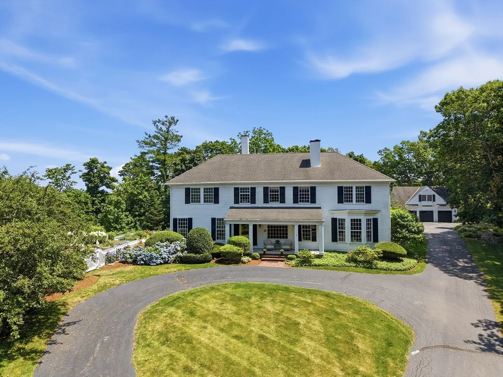 4 bed, 3 bath apartment for rent at 39 Black Horse Ln Unit 39, Cohasset — photo 34 of 37