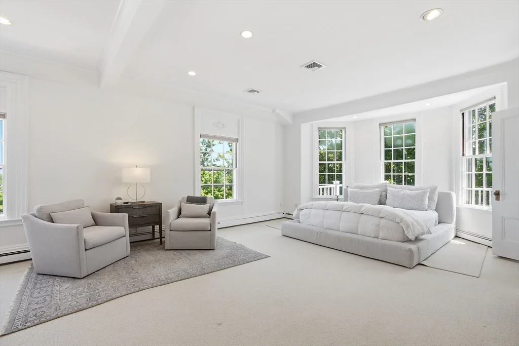 4 bed, 3 bath apartment for rent at 39 Black Horse Ln Unit 39, Cohasset — photo 19 of 37