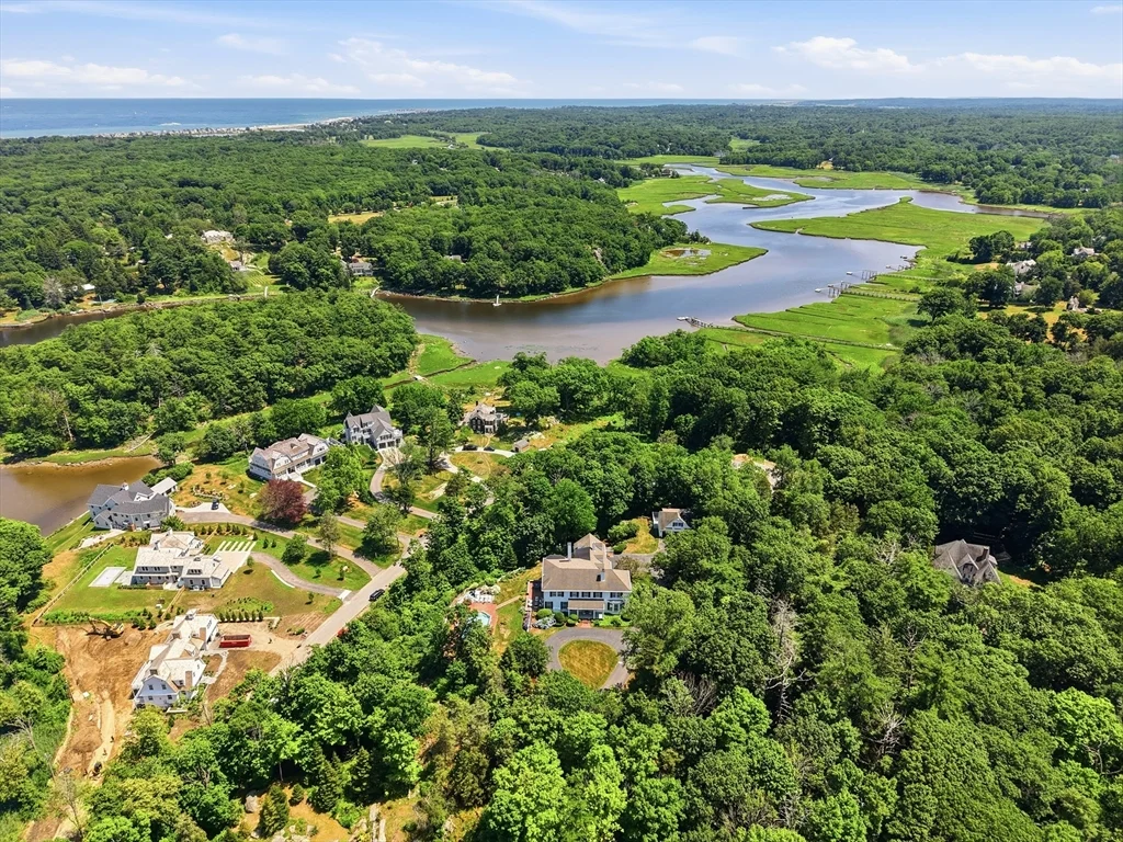 4 bed, 3 bath apartment for rent at 39 Black Horse Ln Unit 39, Cohasset — photo 37 of 37