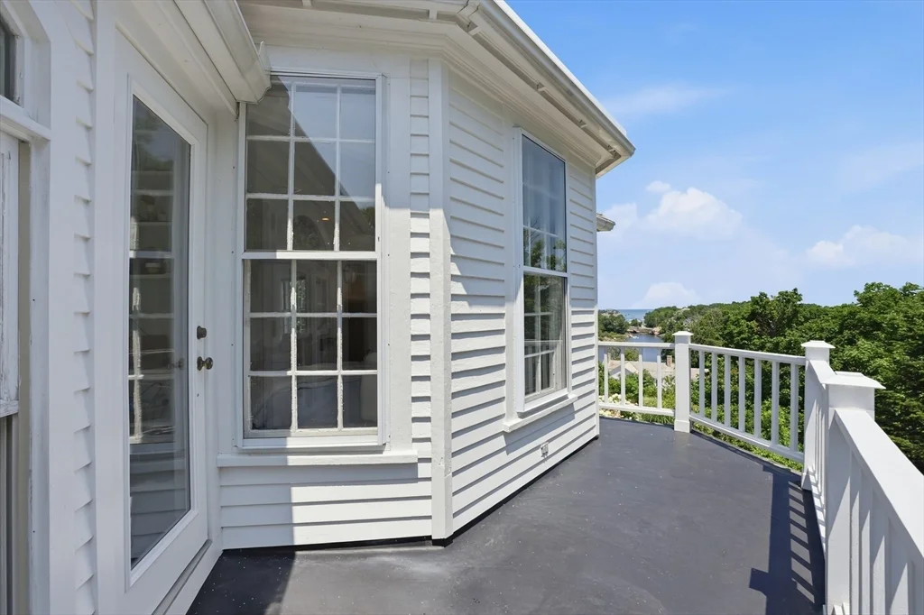 4 bed, 3 bath apartment for rent at 39 Black Horse Ln Unit 39, Cohasset — photo 22 of 37