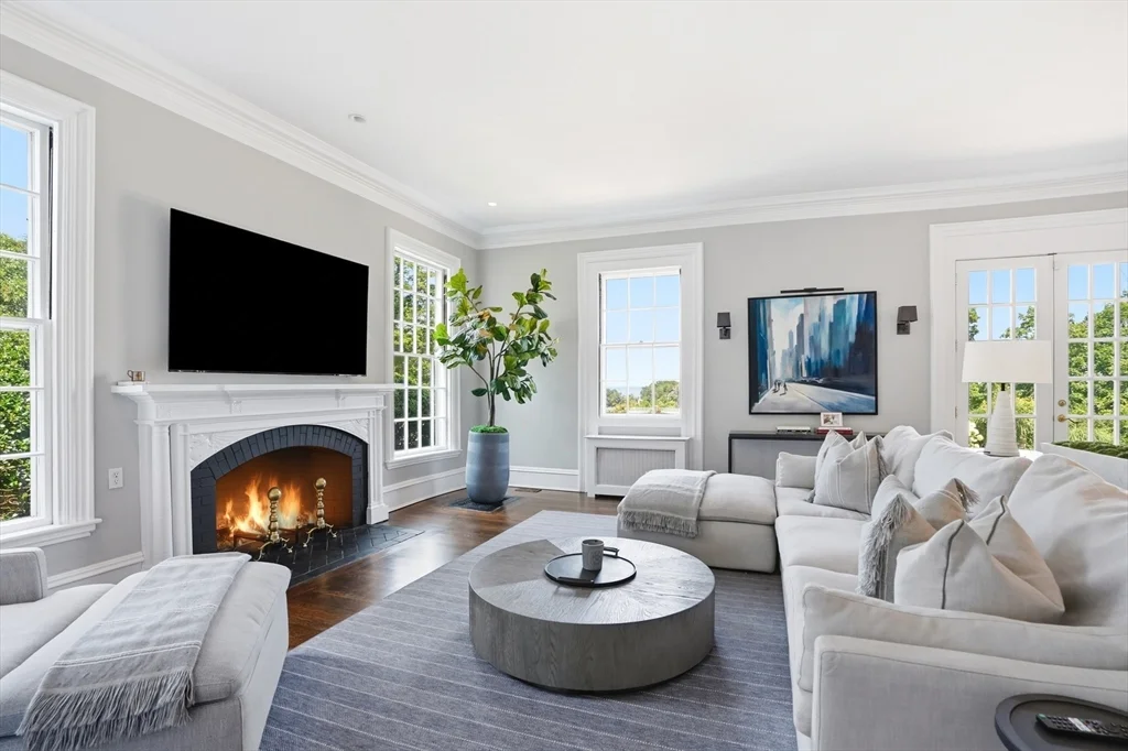 4 bed, 3 bath apartment for rent at 39 Black Horse Ln Unit 39, Cohasset — photo 11 of 37