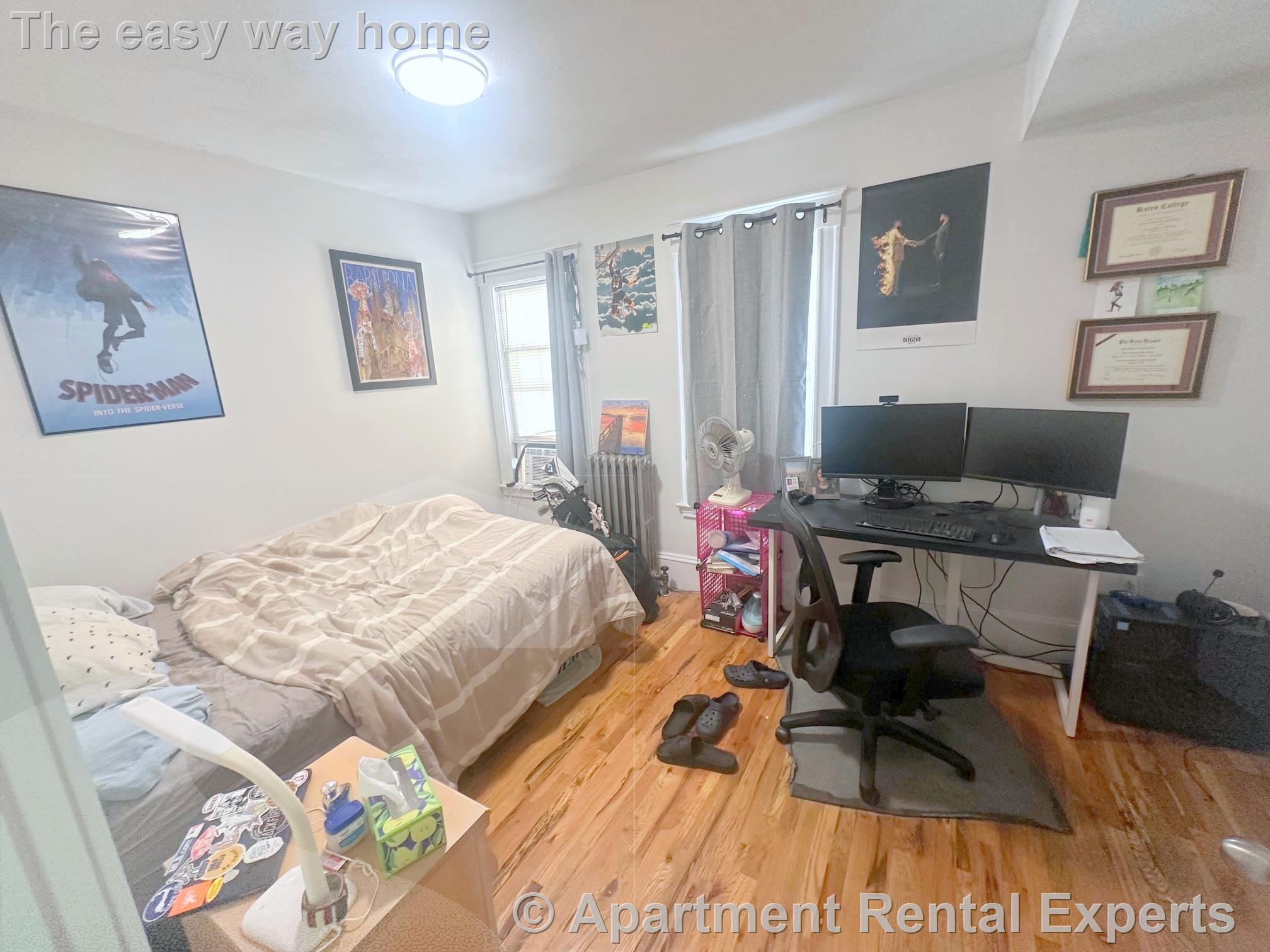 3 bed, 1 bath apartment for rent at 39 Bradley St Unit 2, Winter Hill — photo 5 of 21